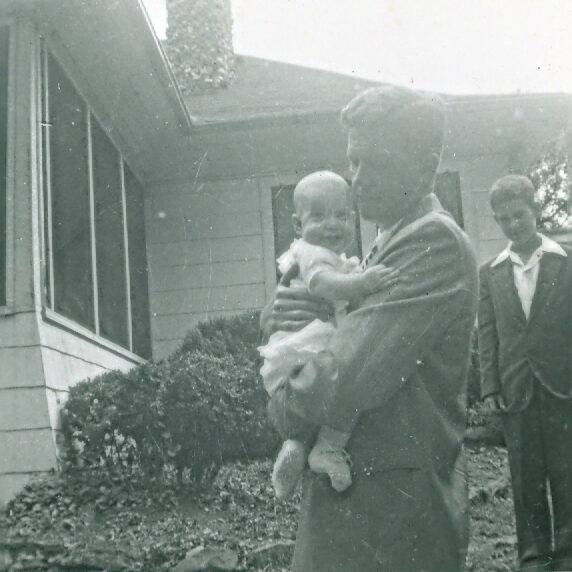 MRM - Reynolds - 1953 - SW corner of house